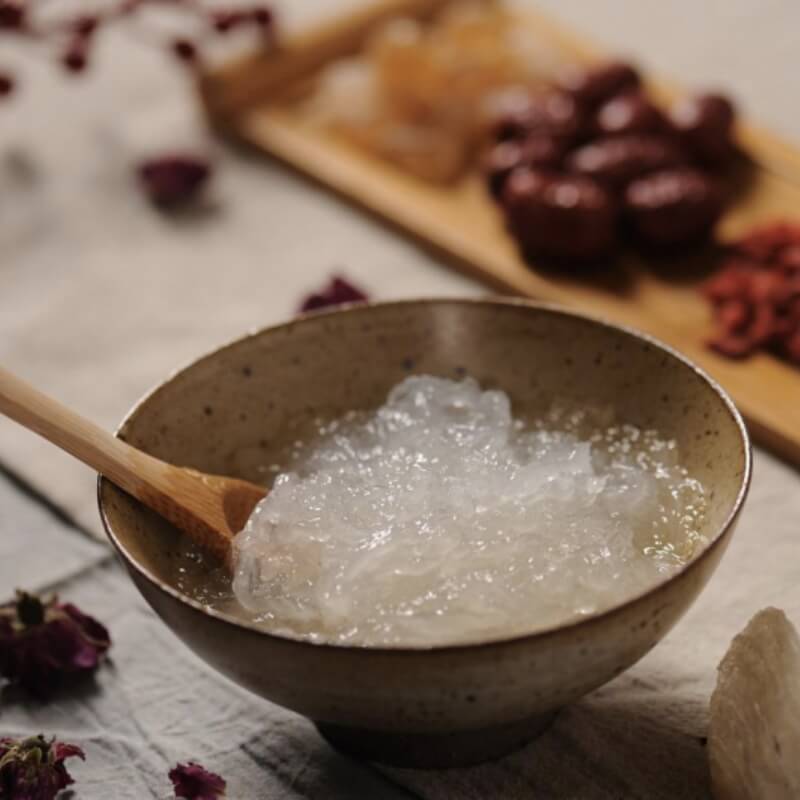 Yến chưng bạch vân