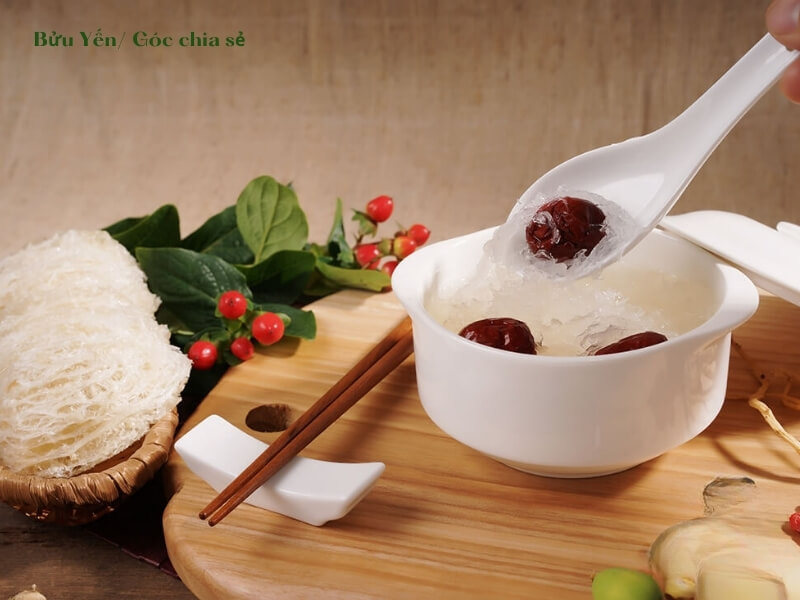 Yến chưng táo đỏ bổ dưỡng