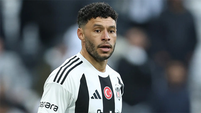 Sự Nghiệp Cầu Thủ Alex Oxlade-Chamberlain: Tài Năng Lỡ Hẹn Vì Chấn Thương