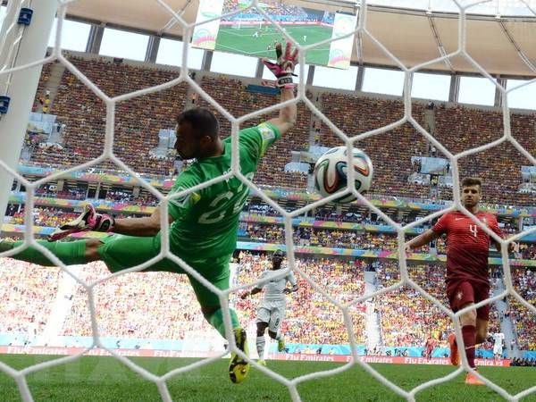 Đá luân lưu là gì? Tìm hiểu chi tiết về đá luân lưu trong bóng đá