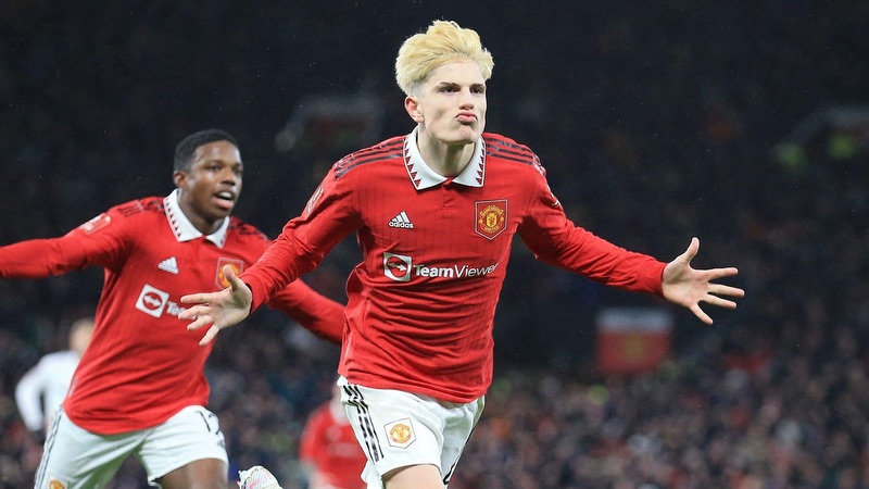 Cầu thủ Alejandro Garnacho - Kỳ vọng vỡ tan thành áp lực