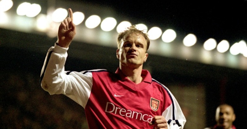 Dennis Bergkamp nghệ sĩ sân cỏ của Arsenal