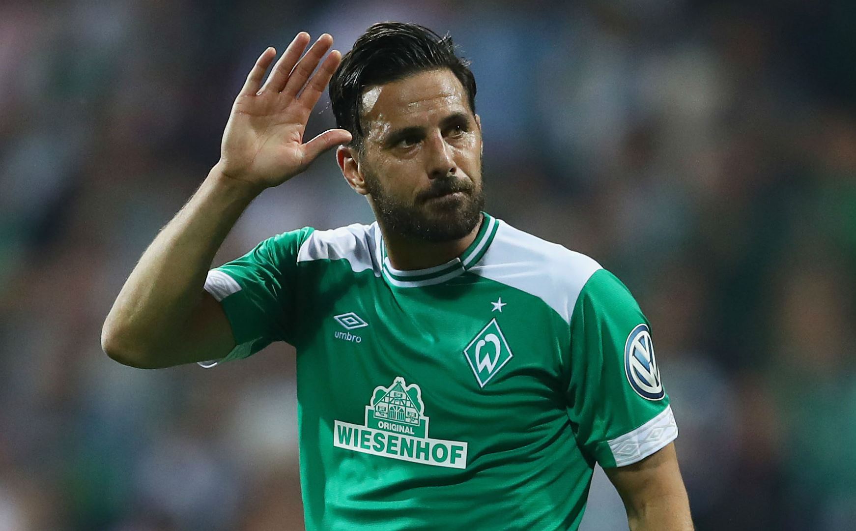 Claudio Pizarro: Biểu tượng Bundesliga với gương mặt tài tử