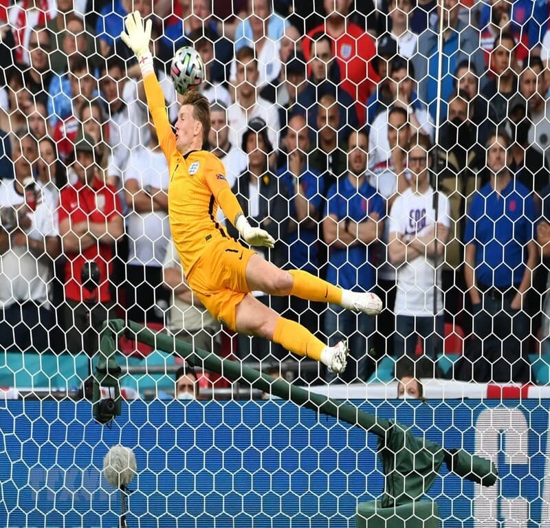 Vai trò quan trọng của thủ môn trong đội bóng